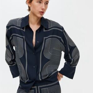 H&M oversized twill shirt XS  NWT